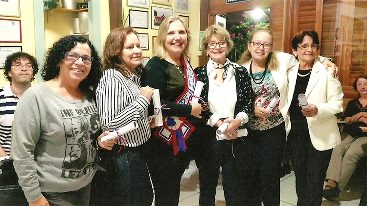Lúcia Helena Namer, Elizabeth Thuler, Lucília Guimarães, Martha Janotti, Lígia Chaves e Carlinda Viana