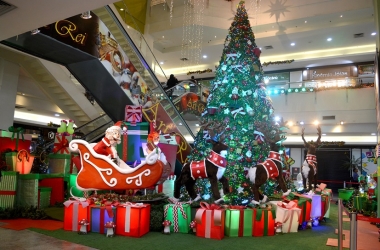 A árvore de Natal do Cadima Shopping (Fotos: Henrique Pinheiro)