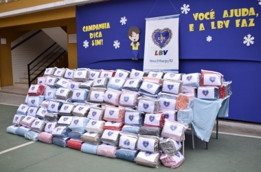 Os cobertores doados (Foto: Divulgação)