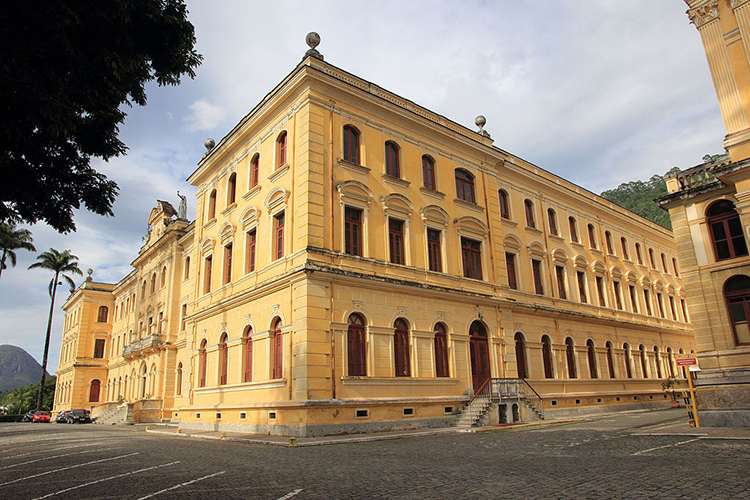 O Colégio Anchieta é uma das instituições centenárias de Nova Friburgo (Arquivo AVS)