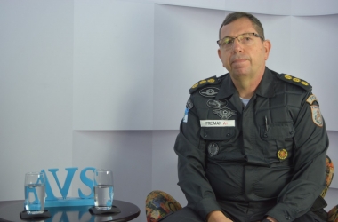 O coronel Freiman em entrevista recente em A VOZ DA SERRA (Arquivo AVS/ Henrique Pinheiro)