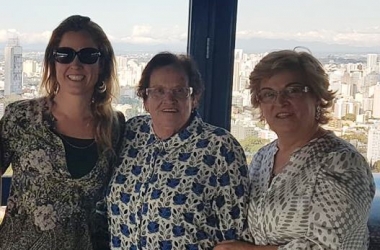 A juíza Gabriela Hardt com a avó Jurema e a mãe Marilza, ambas Ferreira, em visita ao Sul (Fotos: Álbum de família)