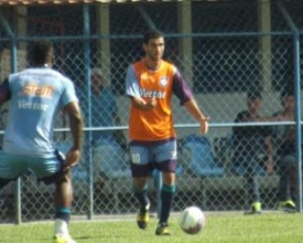 Com Jorge Luiz, Andreotti testa Frizão ofensivo para a Copa Rio