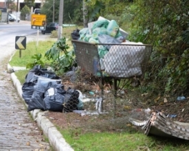 Descarte irregular de lixo, um problema sem solução em Mury