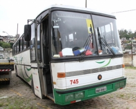 Ônibus com mercadorias piratas é apreendido no Bairro Ypu
