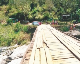 Ponte do Encontro dos Rios fechada para obras em pleno verão