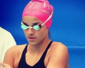 Nadadora friburguense inicia disputa por medalhas no Pan-Americano