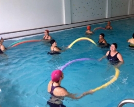 Friburgo participa da maior aula de natação do mundo