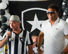 Movimento Abrace o Botafogo organiza torneio e recebe ídolos em Friburgo