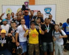 Equipe Boi Team fatura 18 medalhas em competição em Rio das Ostras