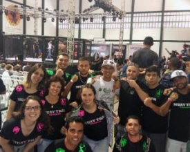 Lutadores de Friburgo celebram conquistas no MMA e Muay Thai