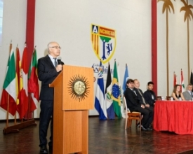 Alunos da rede pública e particular participam de simulações da ONU