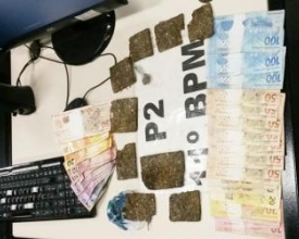 Jovem é preso vendendo drogas em frente a escola pública