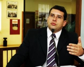 Vereador Professor Pierre anuncia hoje filiação ao Psol