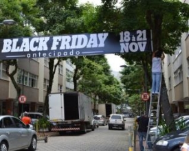 Crise antecipa promoções da 'Black Friday' no comércio friburguense