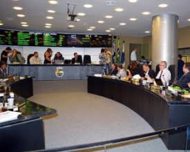 Vereador defende projeto de lei após veto do Executivo