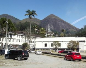 Uerj Friburgo recebe cientistas do maior acelerador de partículas do mundo