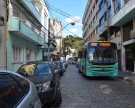 Jovem é esfaqueado por adolescente no Centro