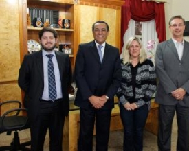 Prefeitura estuda projeto habitacional para servidores do município