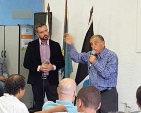 Renato Abi-Ramia apresenta plano de governo em evento da Acianf