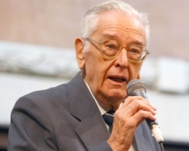 Morre Villas-Bôas Corrêa