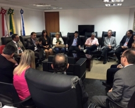 Governo se reúne com Justiça do Trabalho para evitar fechamento de UPA 