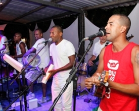 Réveillon sem queima fogos, mas com show de bandas locais