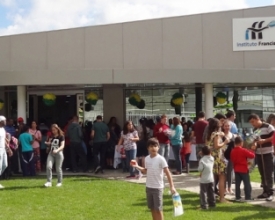 Instituto Francisco Faria suspende as atividades devido à crise