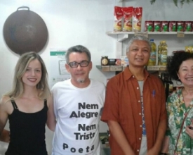 Primeiro Sarau de Poesia no Armazém reúne amantes da literatura