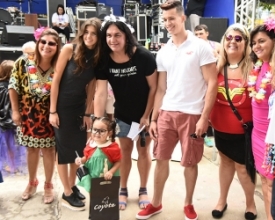 Criatividade e fofura marcam concursos de fantasia infantil e de cachorros