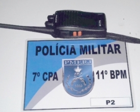 Homem é preso ao informar posição de viatura da PM em Olaria