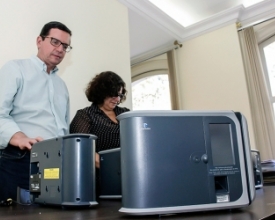 Ponto biométrico começa a ser instalado no Raul Sertã e na Maternidade