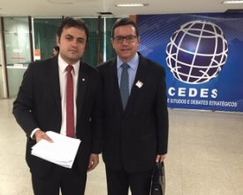 Renato Bravo e Glauber Braga se encontram em Brasília