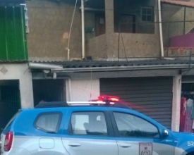 Casa é  invadida e saqueada em Duas Pedras