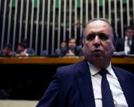 Governo do Rio começa a pagar salários de abril nesta sexta-feira