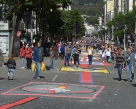 Do Bairro Ypu à Catedral São João, 86 tapetes de sal