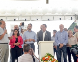 Pezão anuncia pontes e passarelas no Bengalas