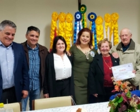 Rotary Nova Friburgo homenageia os 50 anos da Ventura Chocolates 