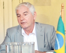 Cônsul suíço volta a Nova Friburgo para reunião com Renato Bravo