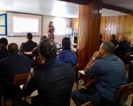 Titular da Deam participa de capacitação da Patrulha Maria da Penha