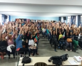 Categoria decide: greve da educação é por tempo indeterminado