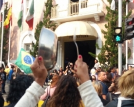 Audiência no TRT não tem acordo e greve da educação em Friburgo continua