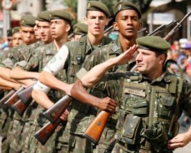 Instituições militares e civis abrilhantam desfile da Independência