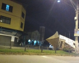Acidente destrói relógio dos 200 anos a 11 dias da festa