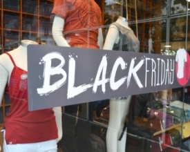 Black Friday aquece movimento no comércio friburguense