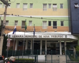 MP Estadual quer que Câmara de Friburgo exonere 88 comissionados em 2019