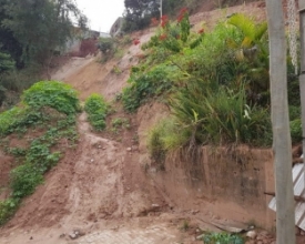 Liberado tráfego em via com encosta desmoronada desde a tragédia de 2011