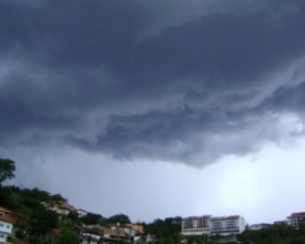 Alerta da Defesa Civil: verão friburguense deverá ser de muita chuva
