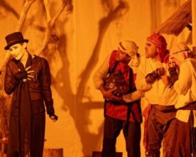 “Com a morte não se brinca” volta aos palcos no Teatro Municipal