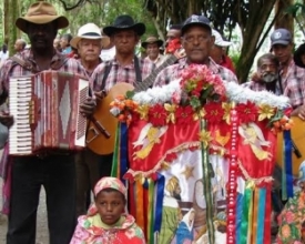 Festa une religião, tradição e popularidade
